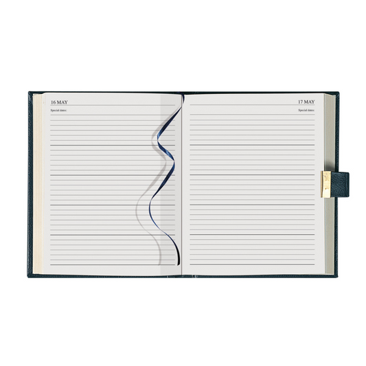 5 Year Diary - Undated A5 Day to Page Planner - Black (5Y1LBlack)