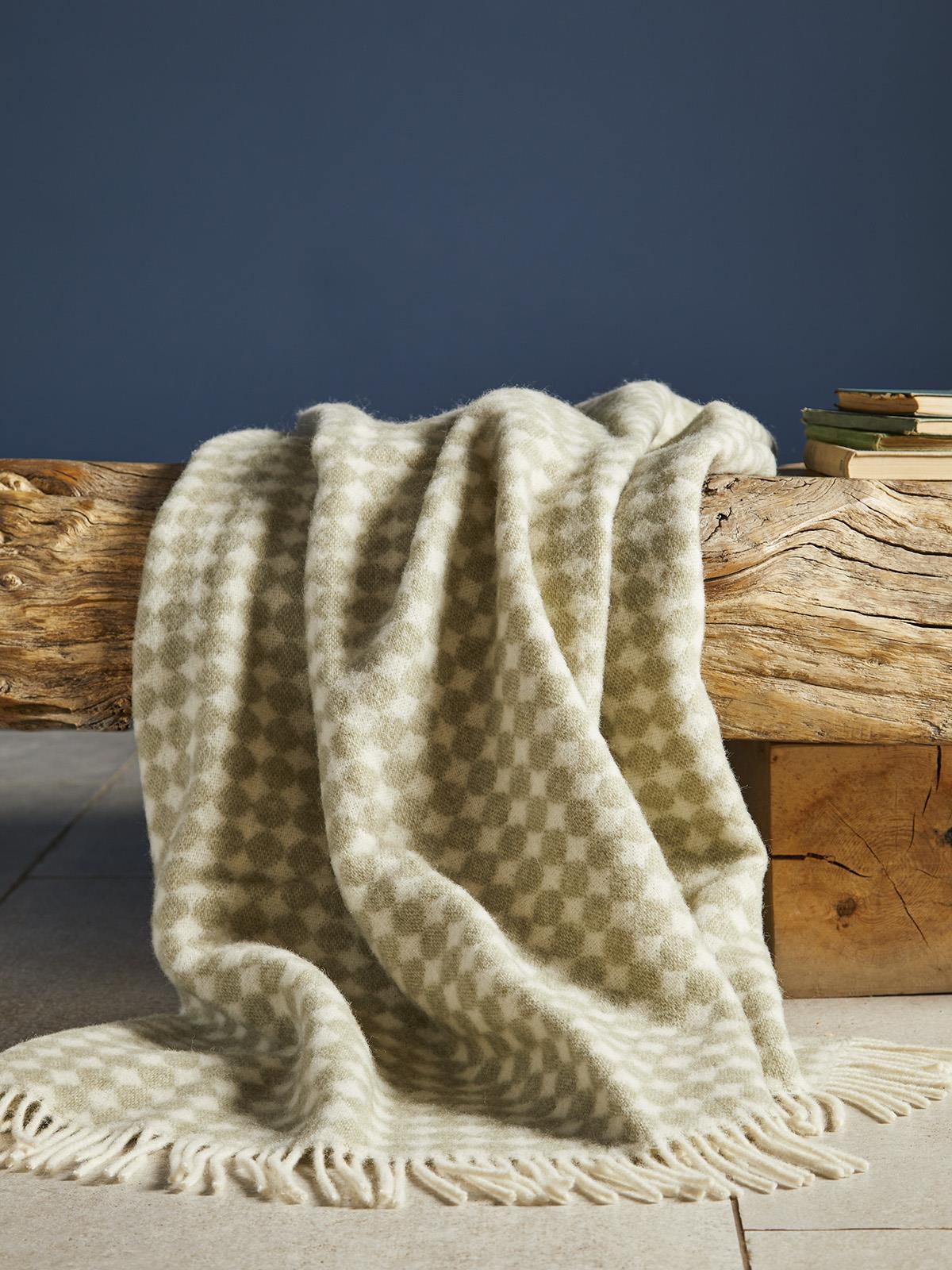 Jacquard Spot Pure New Wool Throw - Sage