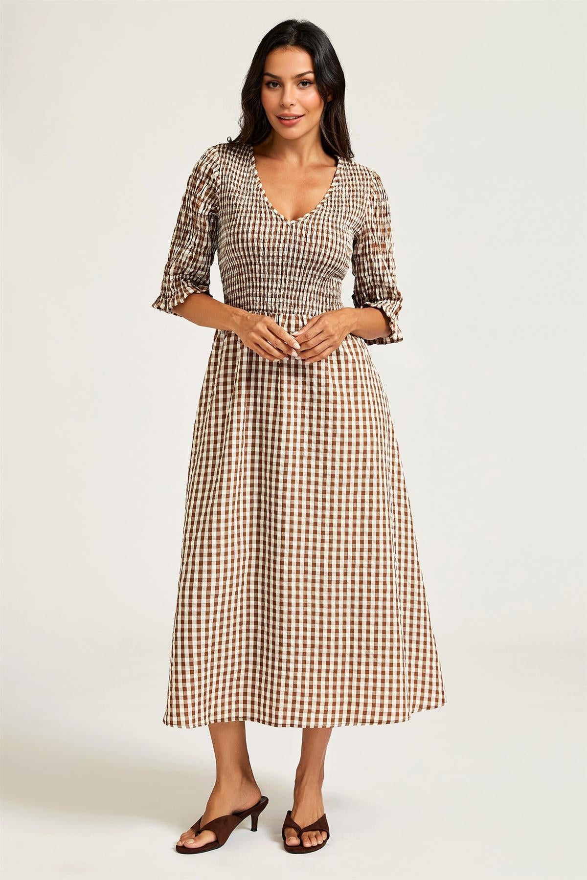 Check Print V Neck Half Sleeve Midi Dress In Brown