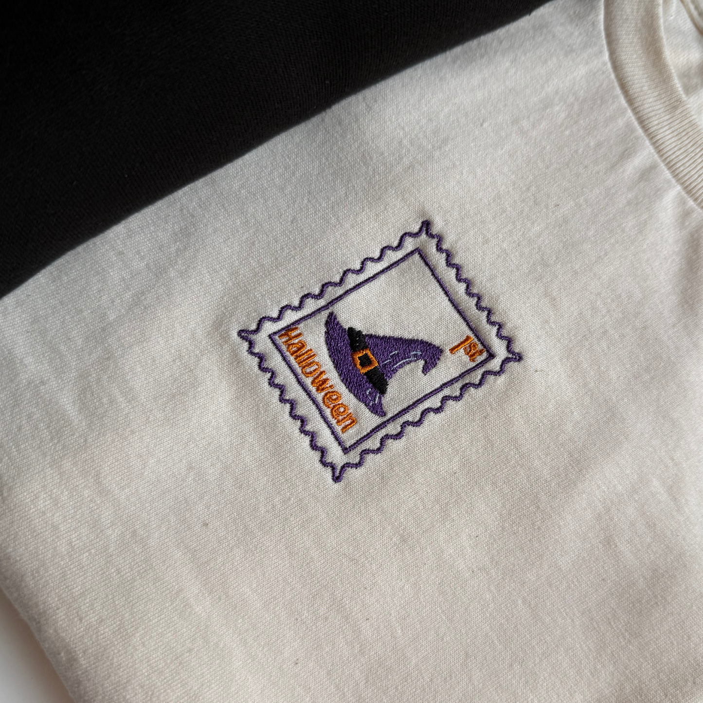 Witch Hat T-shirt - Halloween - Unisex Relaxed Fit