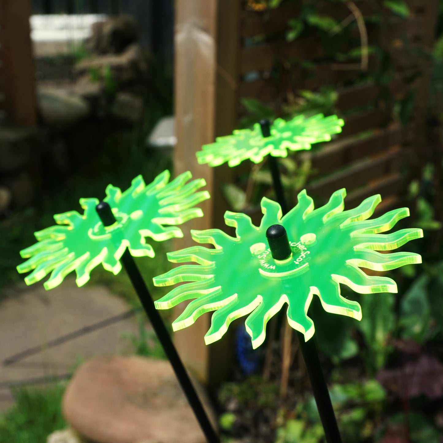 Medium Garden Décor Ornaments Set of 3 'Smiling Suns'