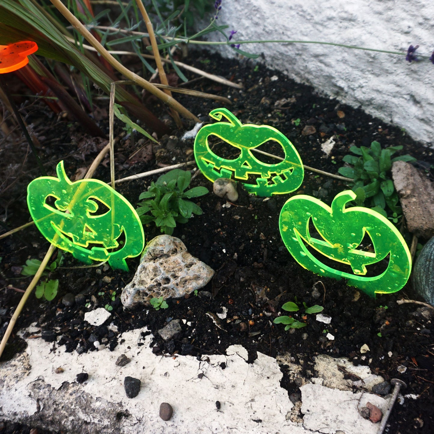 Garden Décor Ornament Stakes Set of 3 'Halloween Pumpkins'