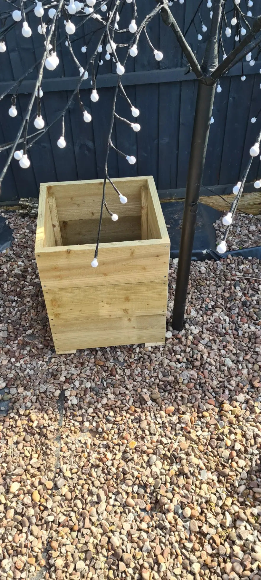 40cm Square wooden Planter in 4 heights