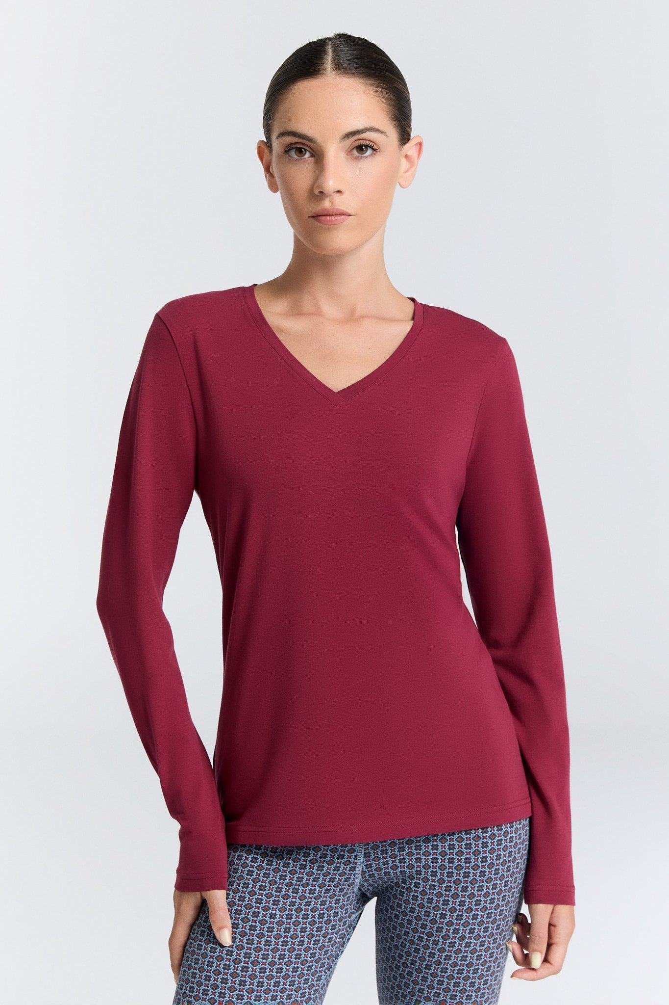 Organic Stretch Long Sleeve V-neck: Womens