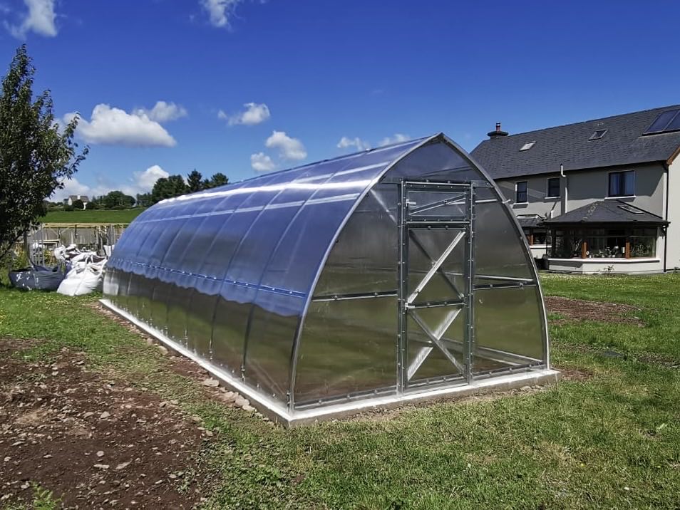 GREENHOUSE SUNGROW, 36M² (3M X 12M; 9.8FT X 39.4FT)