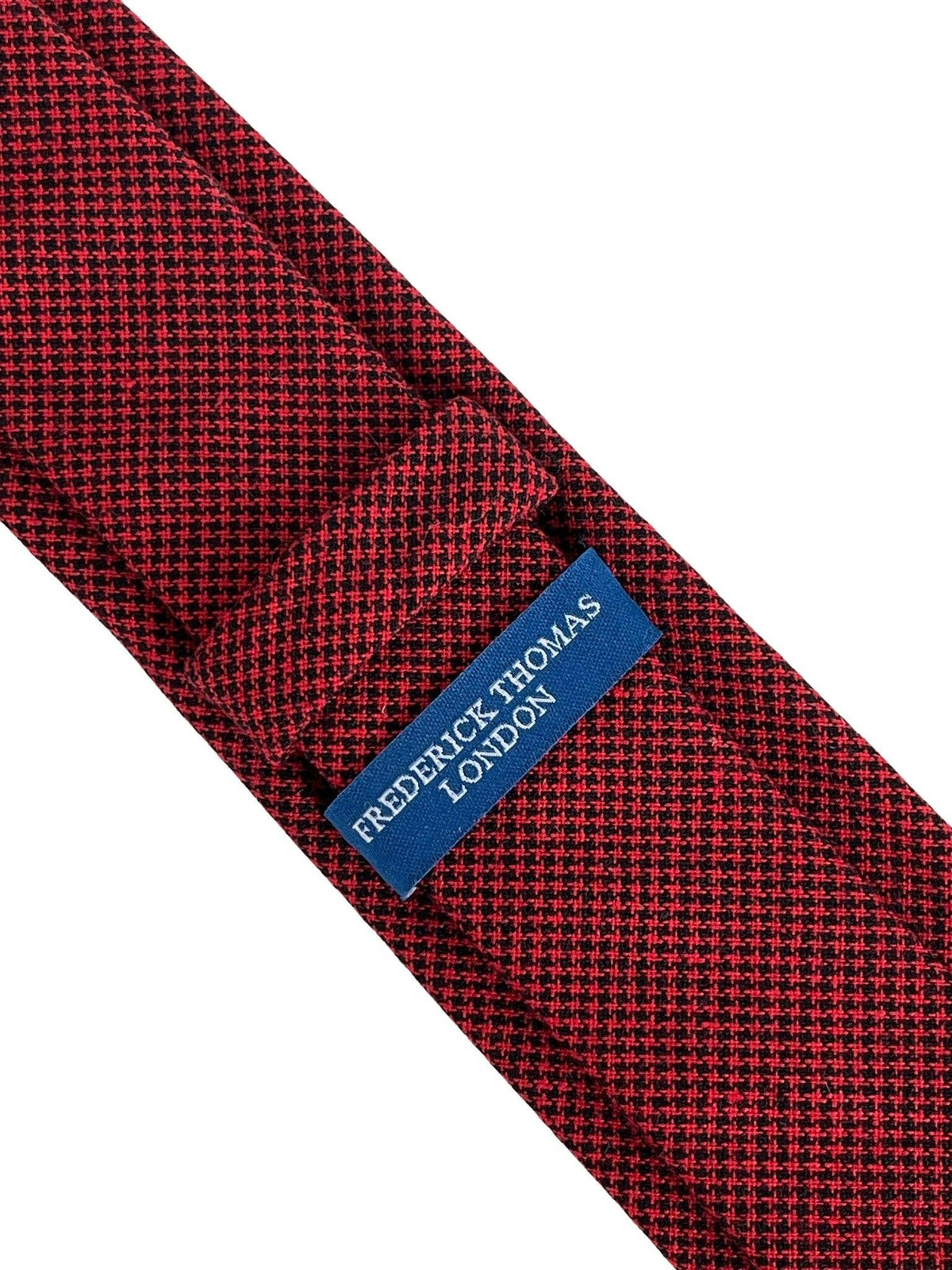 red and black dogtooth check