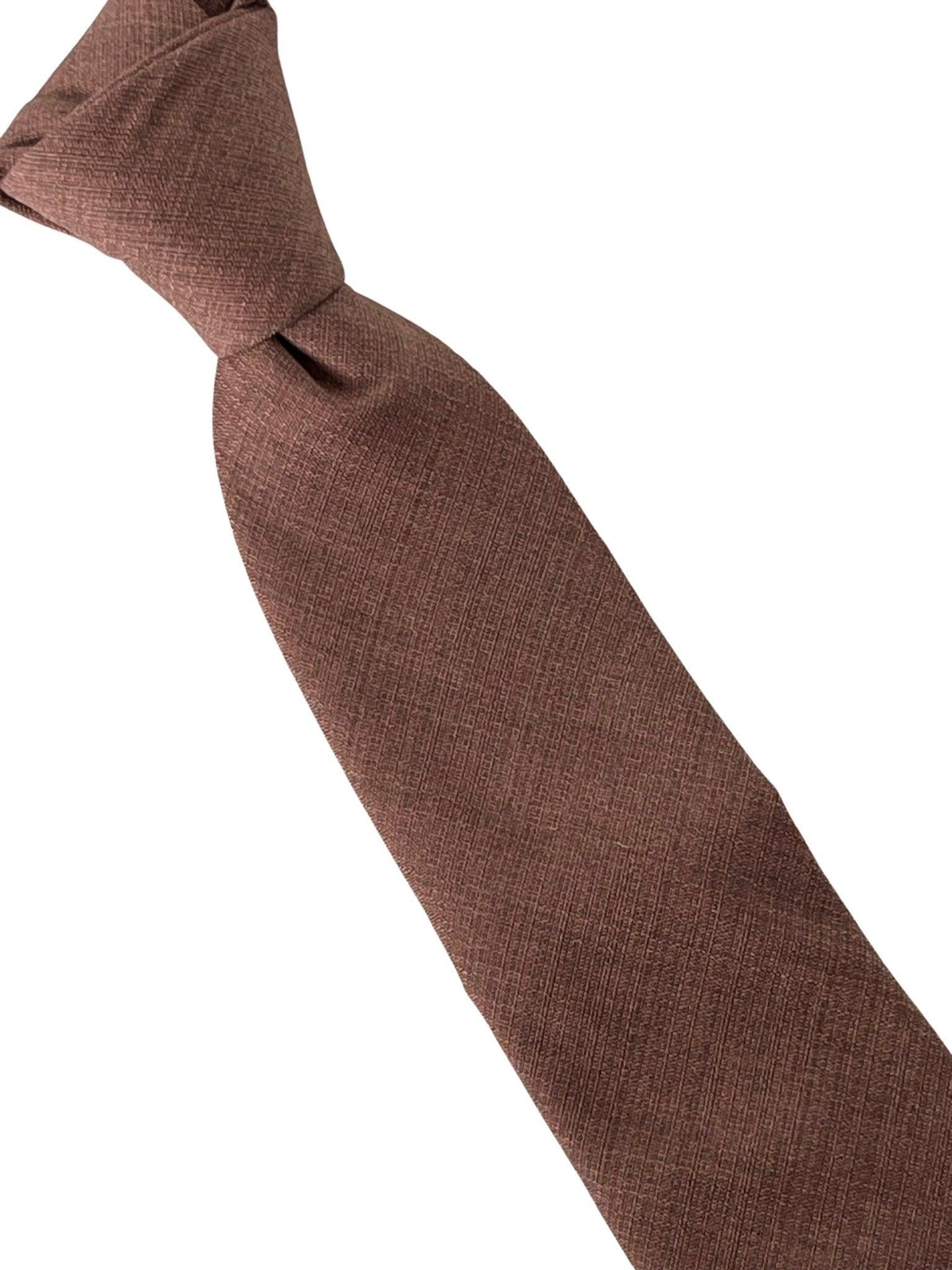 Matching dusky dusty earthy red brick bamboo tie and pocket square