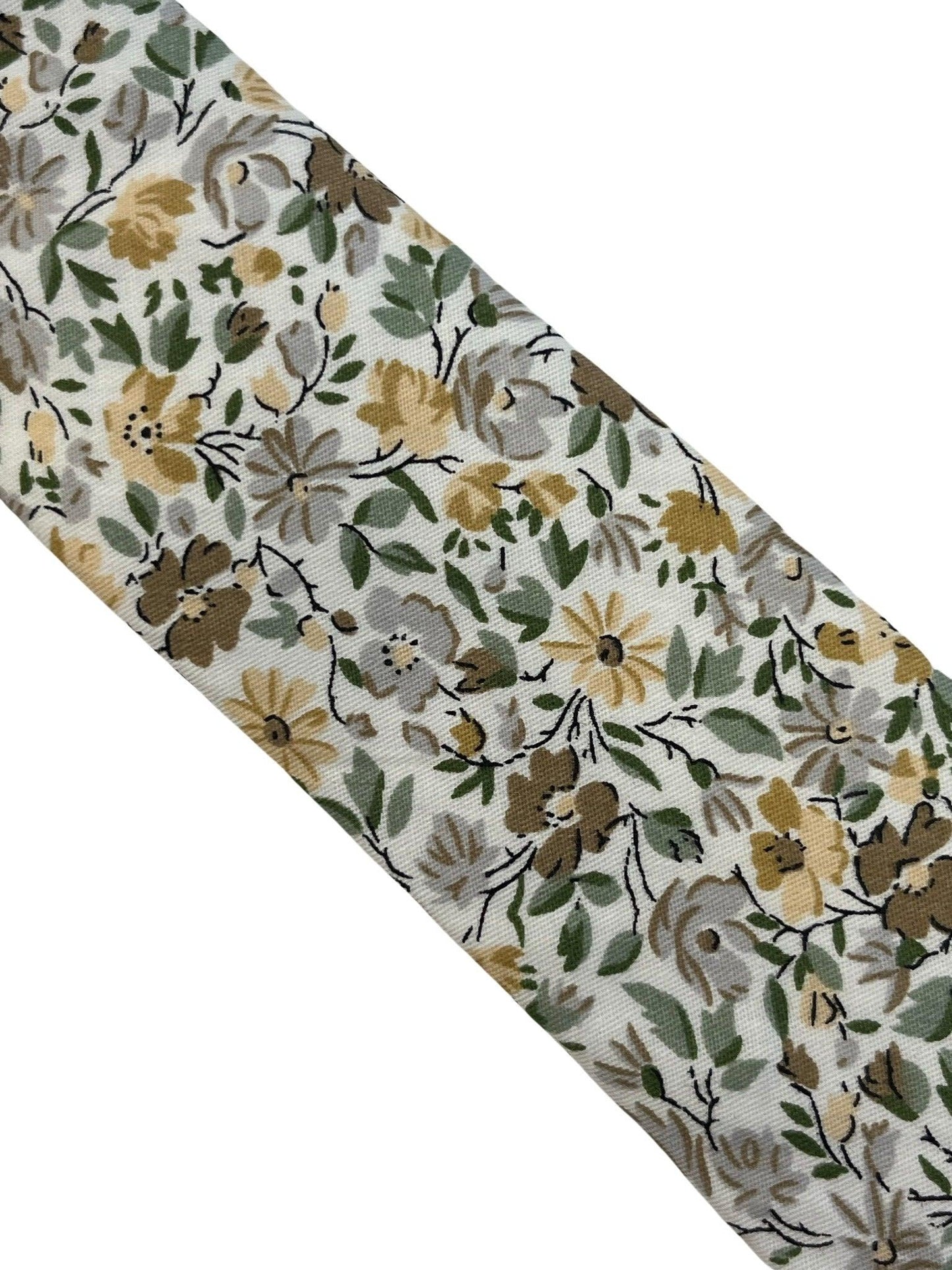 Ivory cotton English wildflower garden design  cotton tie