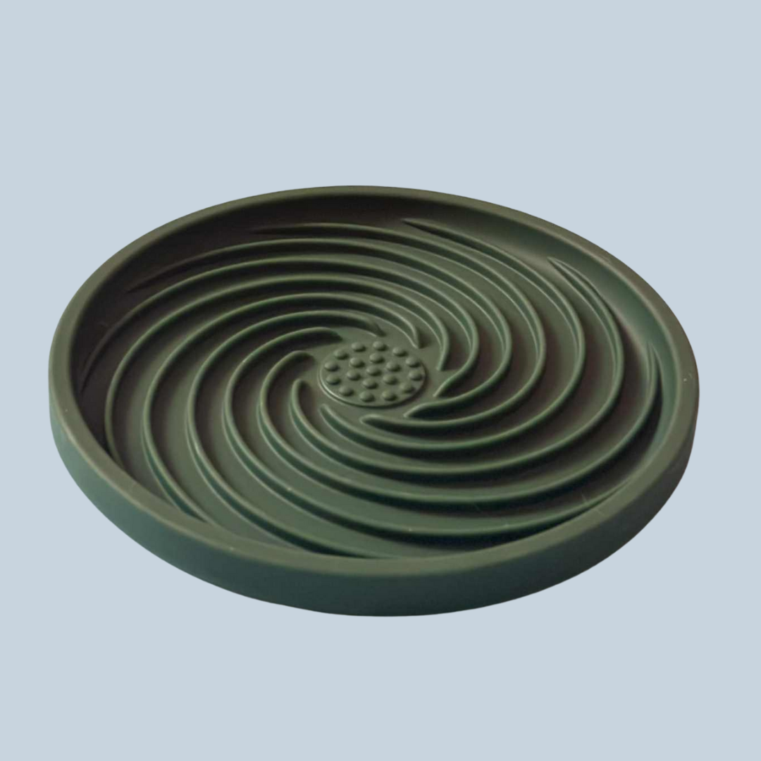 Slow & Steady - 2-in-1 Slow Feeder Bowl & Lick Mat | Calmer Mealtimes | Tail Tips UK