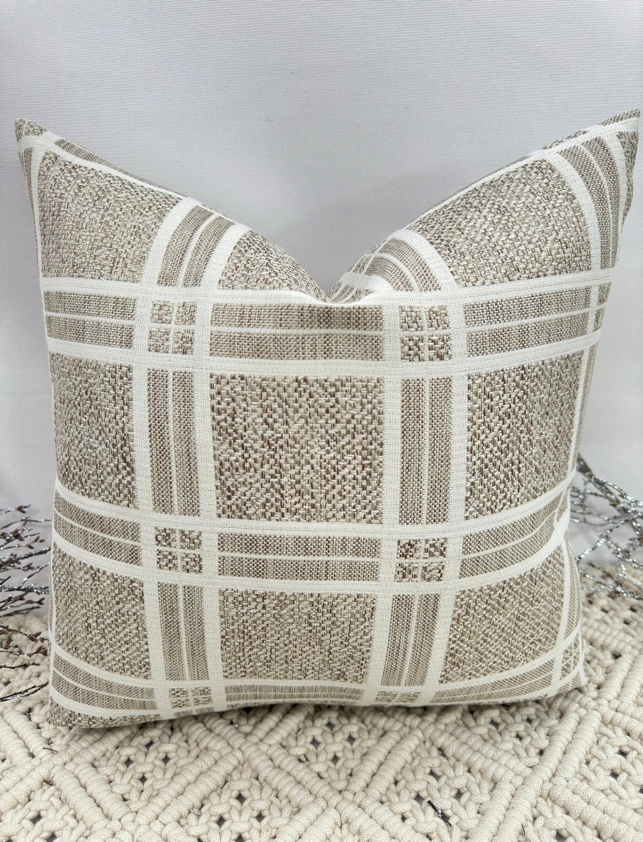 The Couture Cushion - The Beige Asceno - Style No. 186