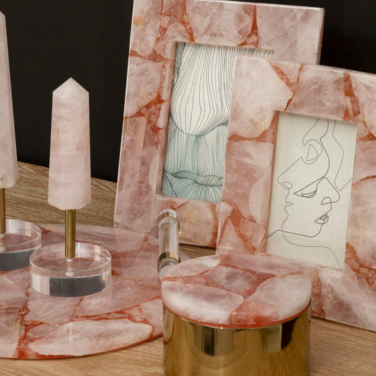 Bowerbird Obelisk Structure