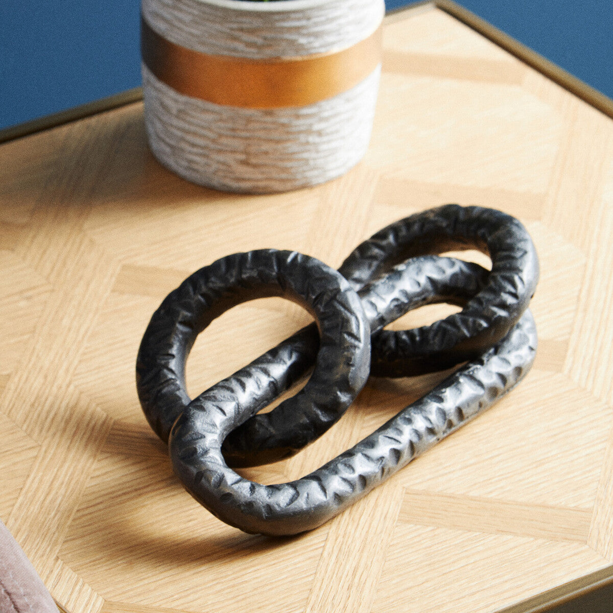 Prato Grey Chain Sculpture