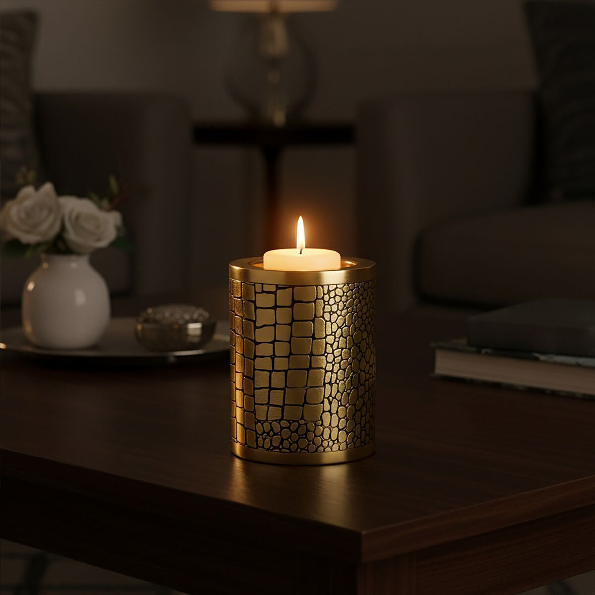 Small Crocodile Pattern Candle Holder | Meko