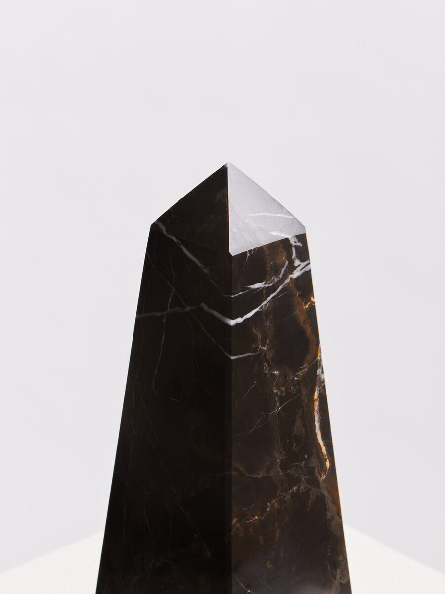 Salmo Small Black Marble Obelisk