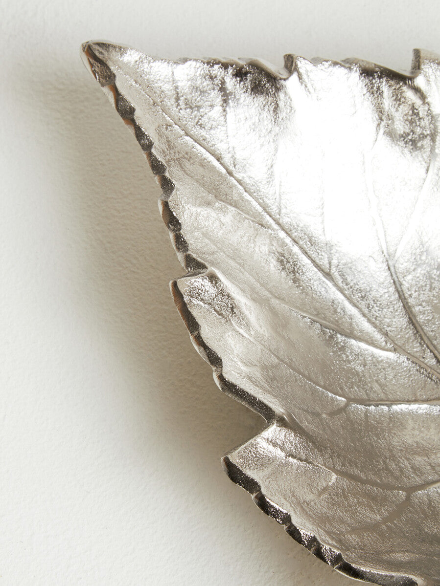 Prato Silver Finish Leaf Dish