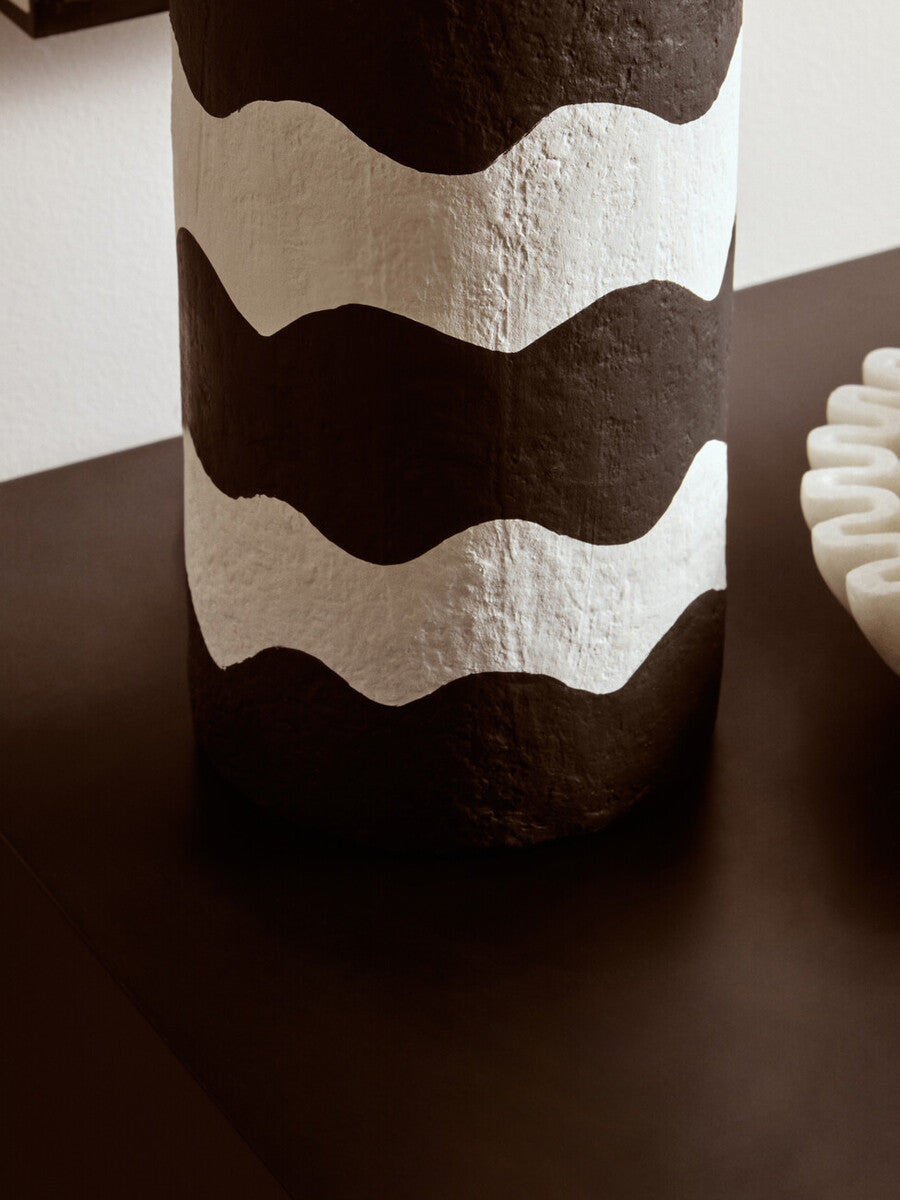 Carta 50cm Black And White Curved Stripe Papier Mache Table Lamp