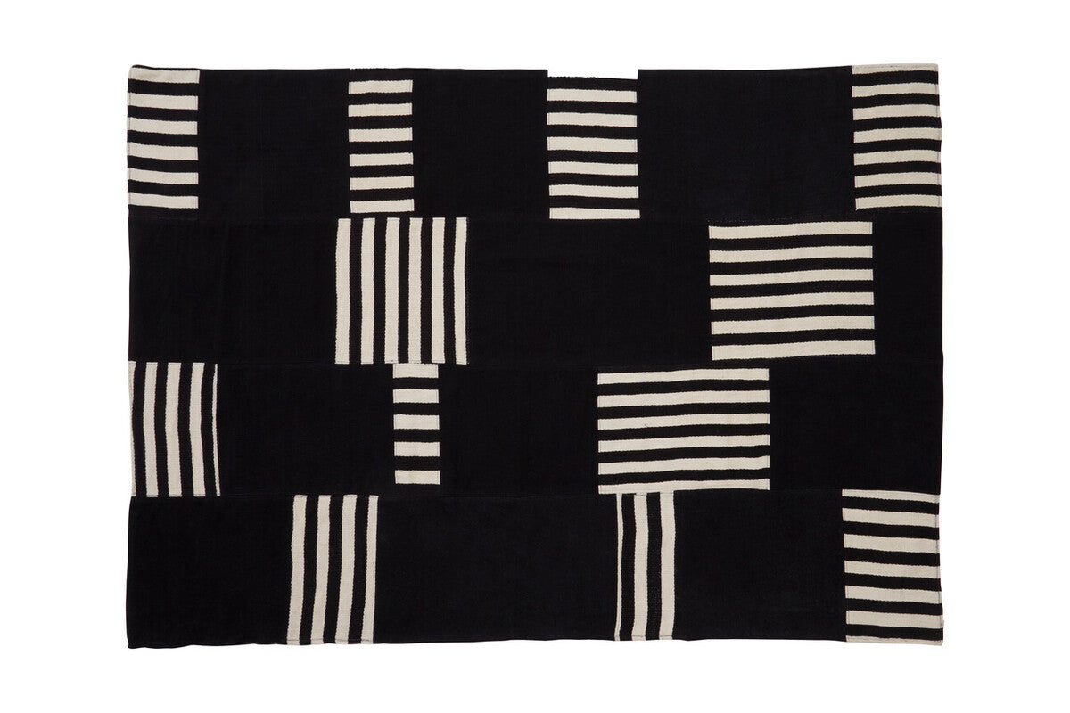 Bosie Black And White Rug