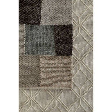 Bosie Jango Small Geometric Iovry Rug