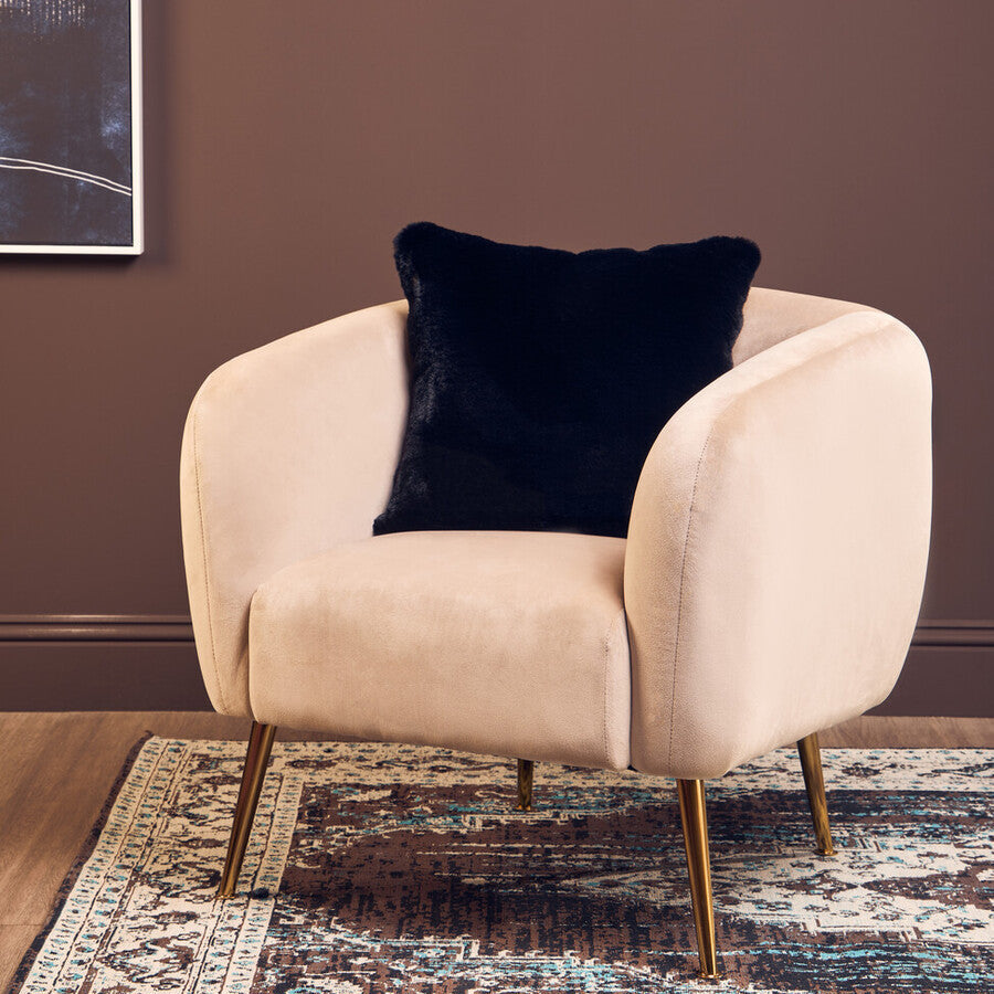 Bosie Black Square Fur Cushion | Lamina