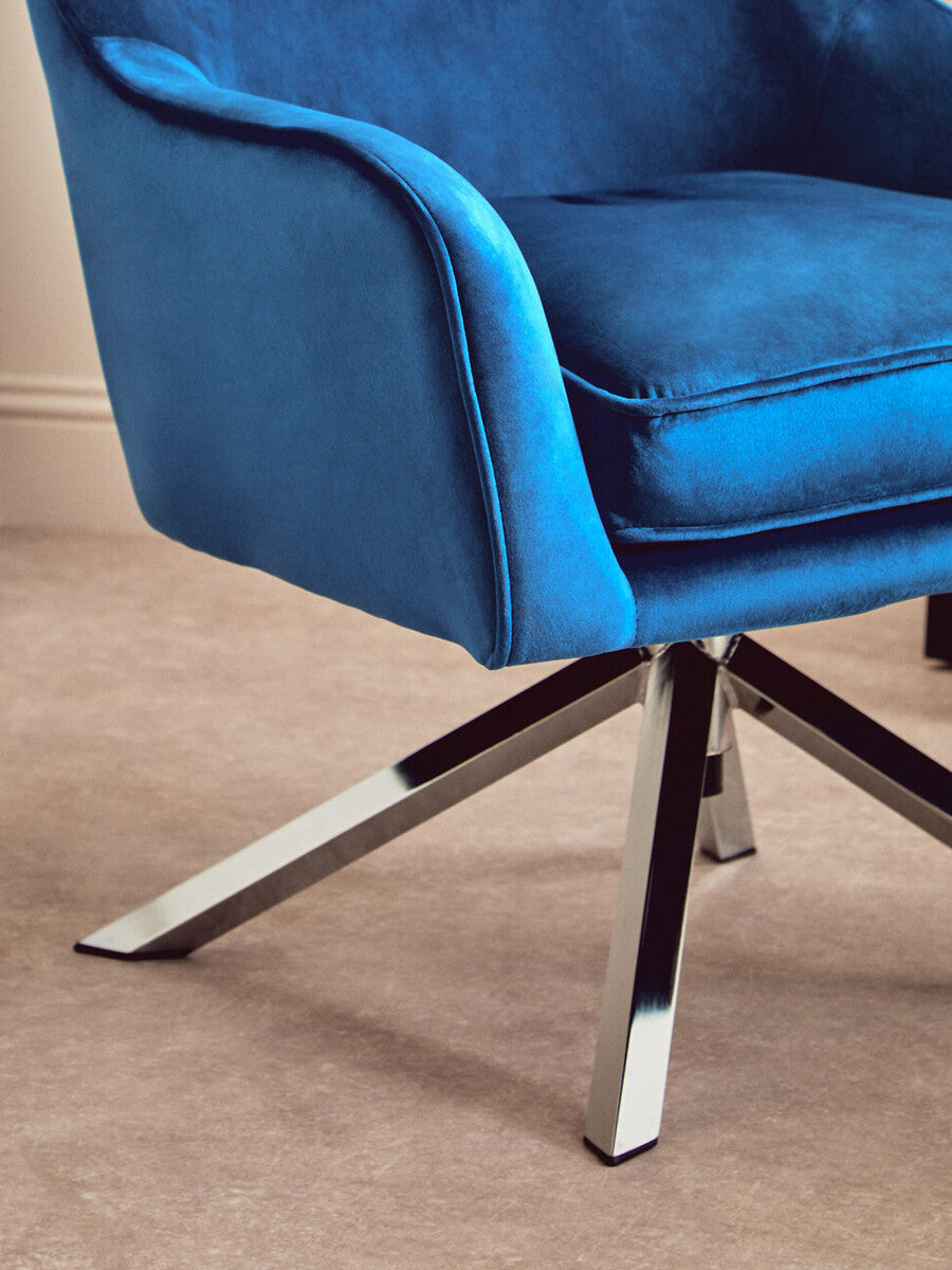 Avery Midnight Velvet Chair