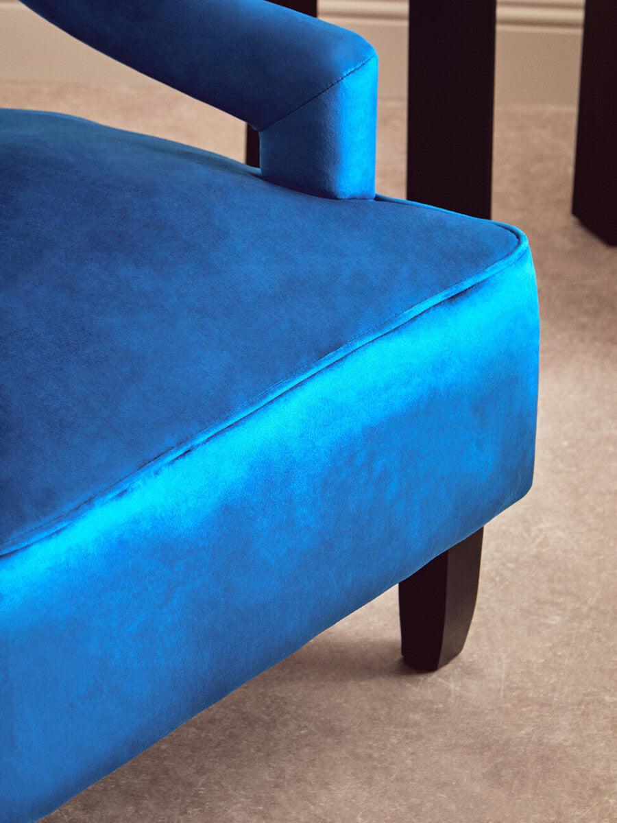 Faye Midnight Blue Velvet Chair