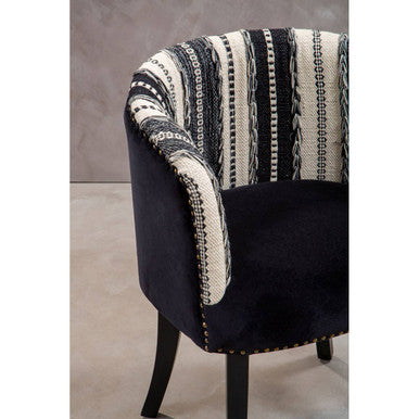 Black and White Chair | Cefena
