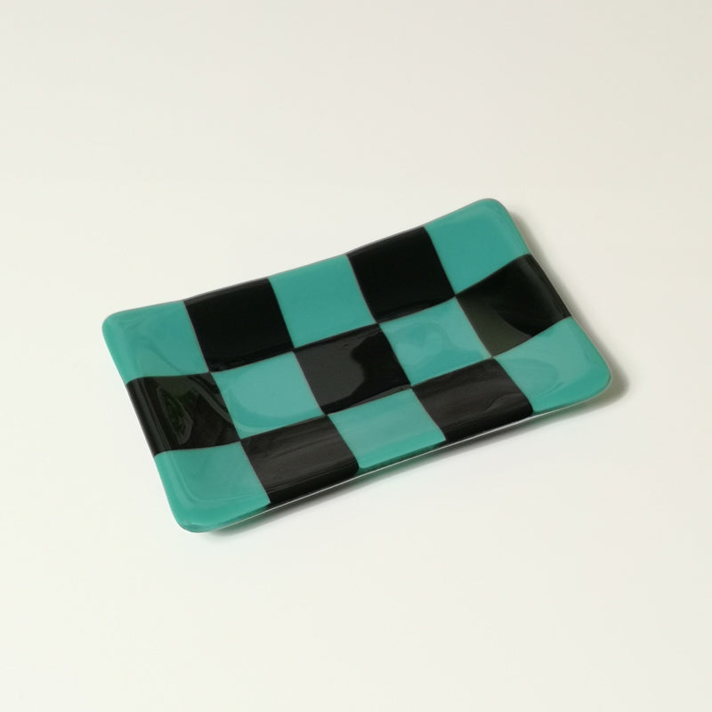 15x8cm Chequered Dual Coloured Medium Tray - Bullseye Collection