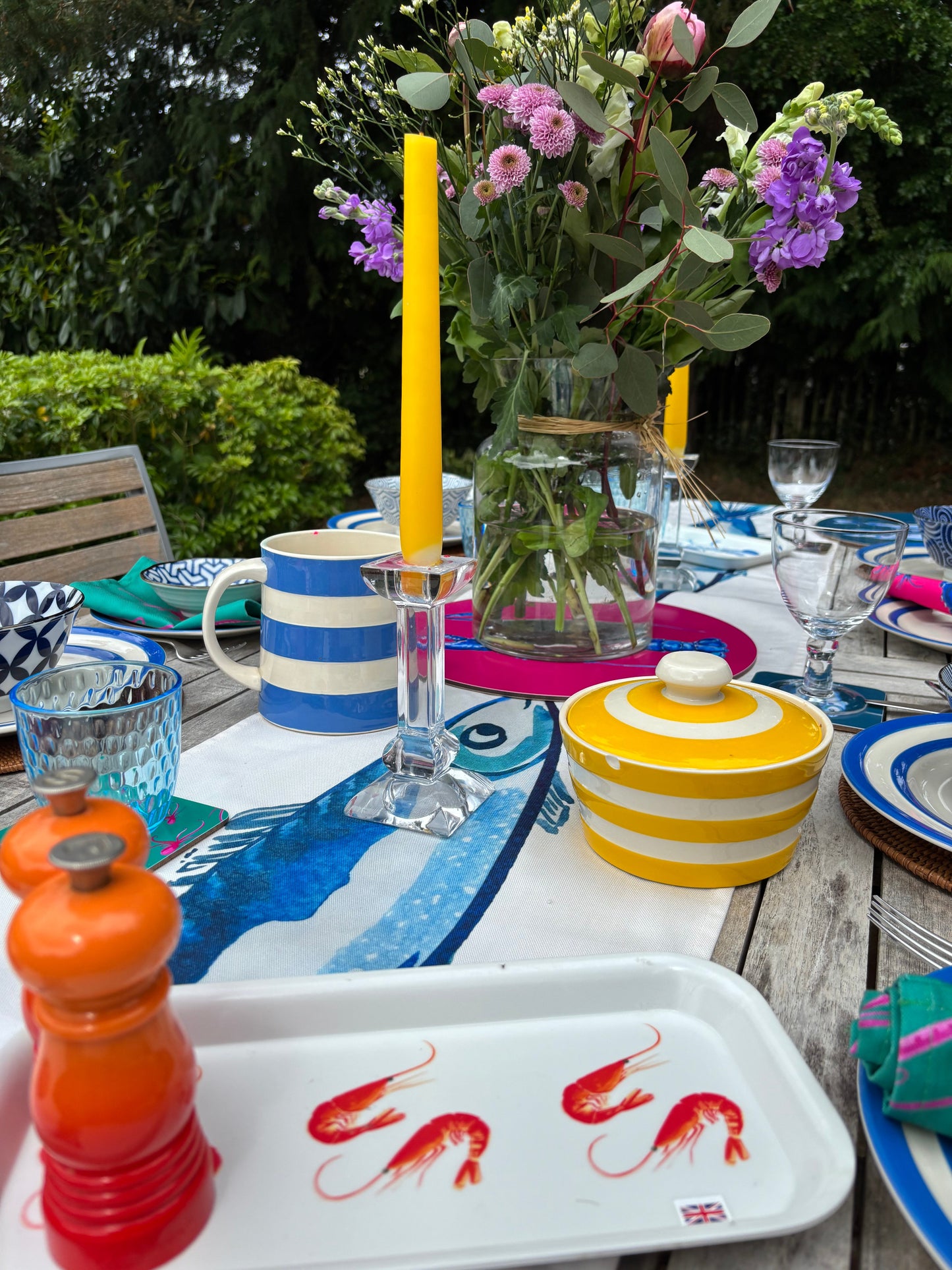 Table Runner - Giant Fish