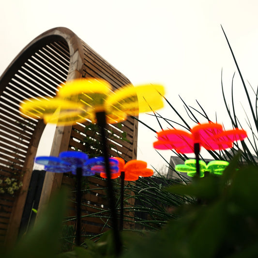 Small Garden Décor Ornaments Set of 5 'Daisy'