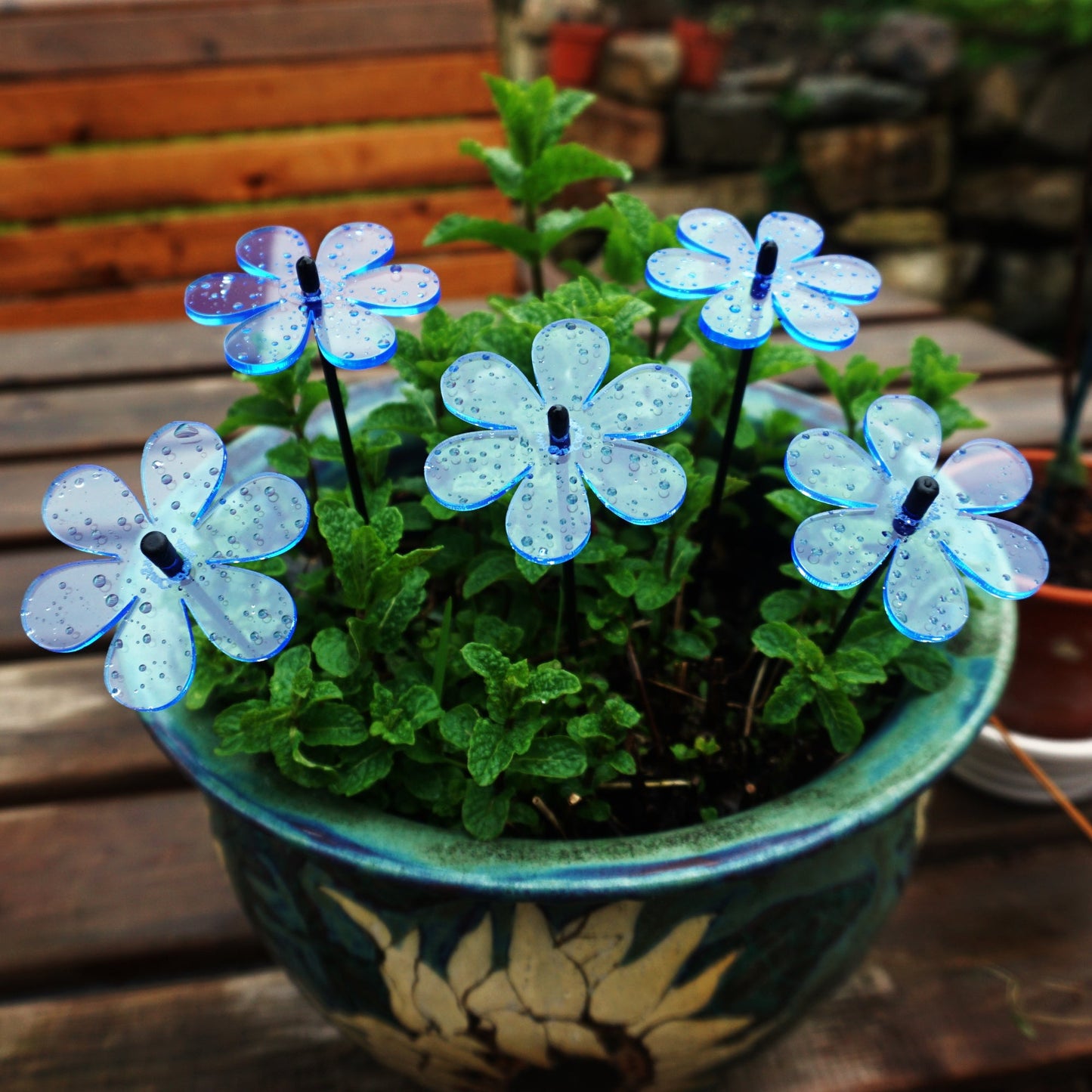 Small Garden Décor Ornaments Set of 5 'Daisy'