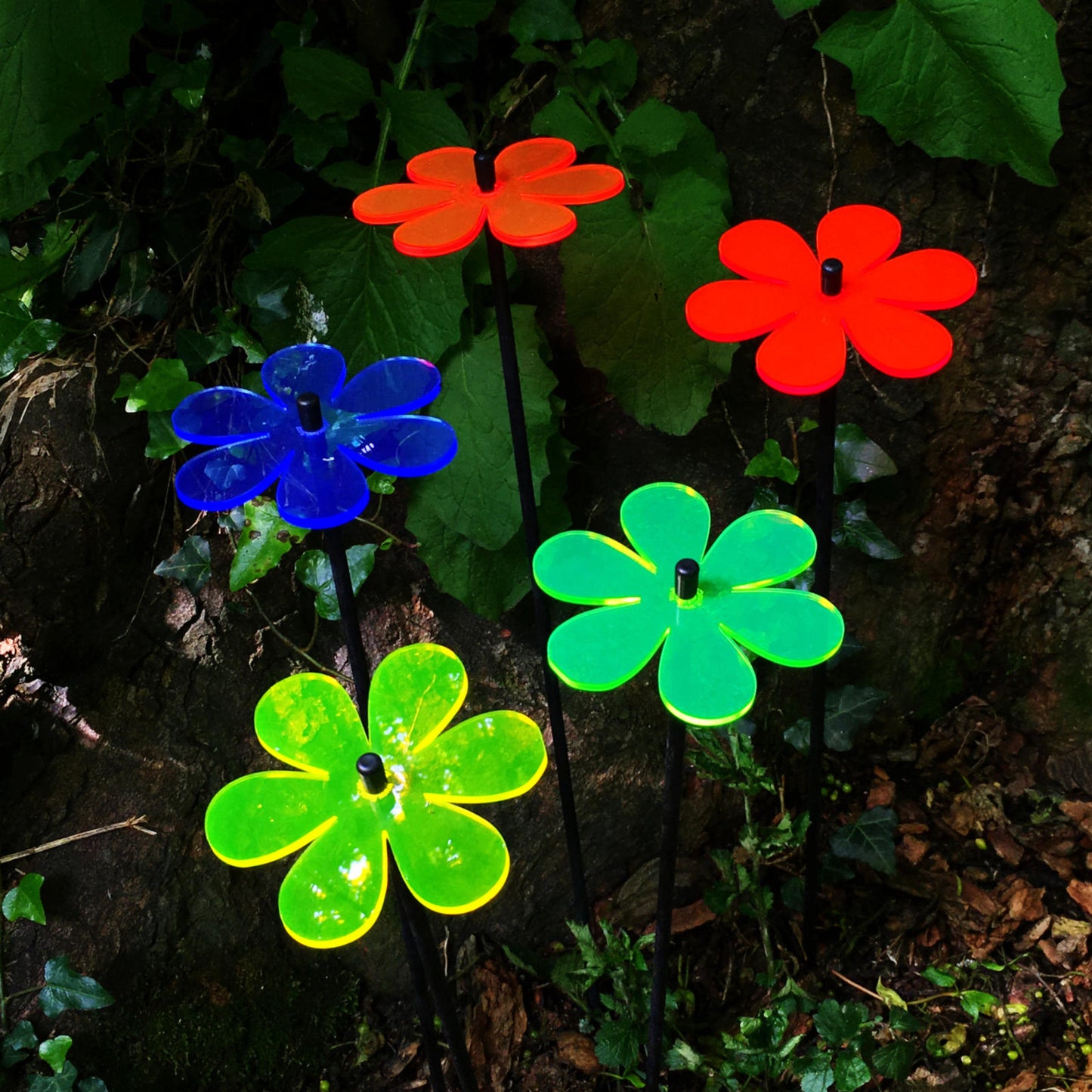 Garden Décor Ornaments Set of 5 'Daisies'