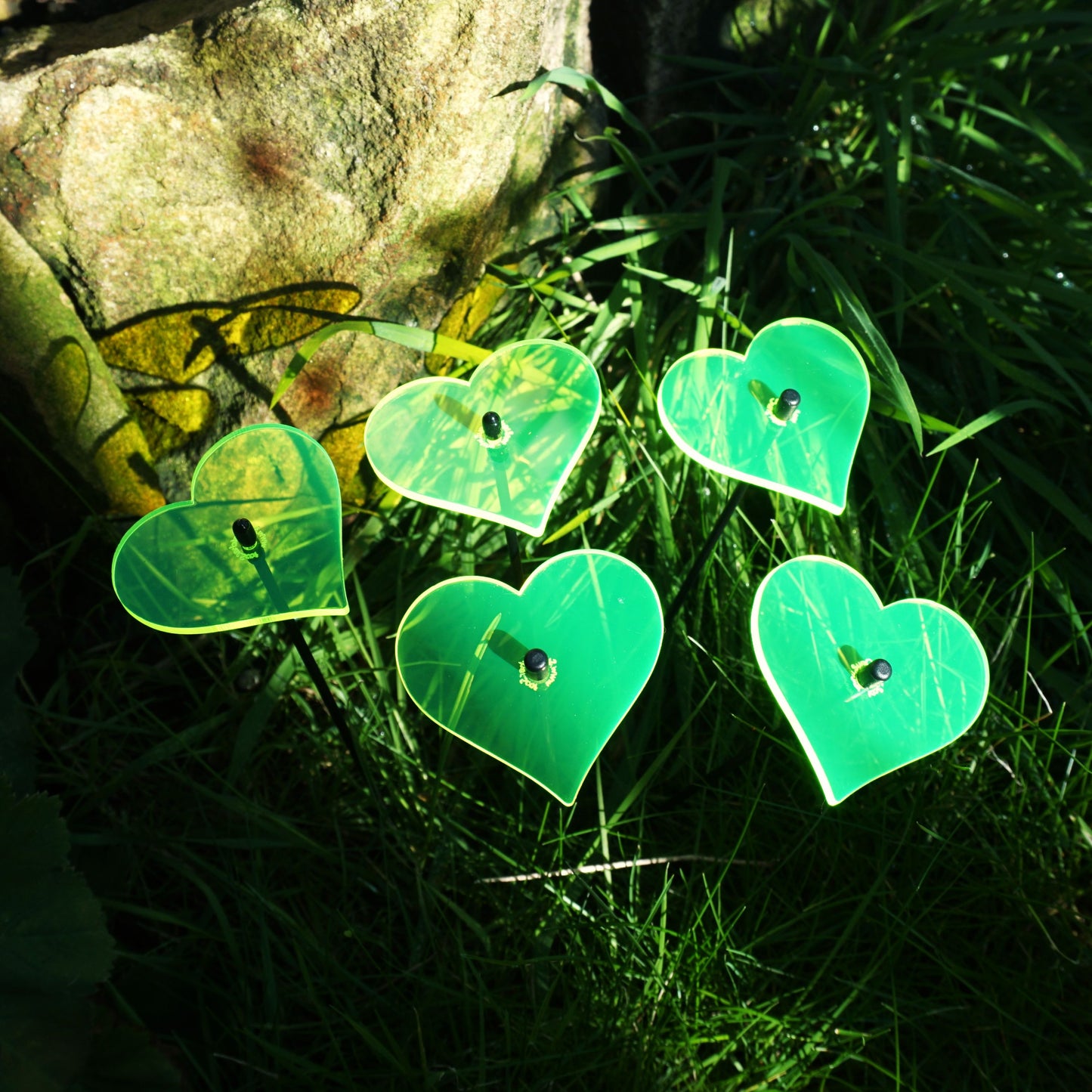 Small Garden Décor Ornaments Set of 5 'Hearts'