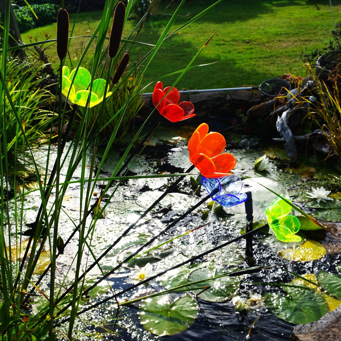 Large SunCatcher Garden Décor Ornament Set of 5 'Tulip'