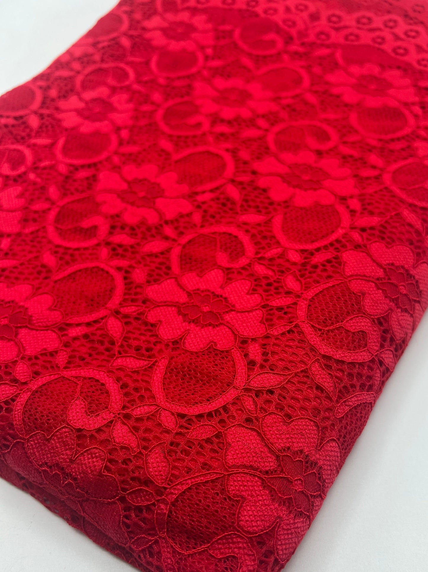 Red Flower Scalloped Edge Floral Lace Fabric Stretch