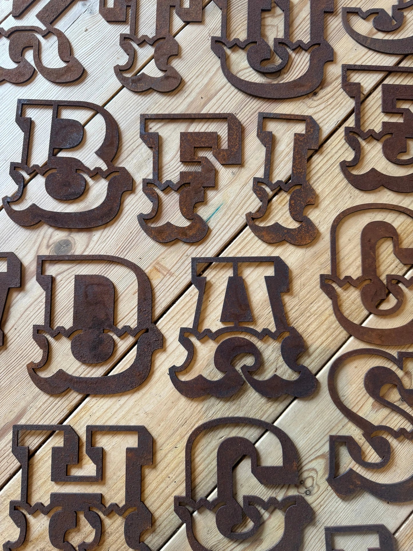 Rusty 5" Carnival Metal Letters A-Z
