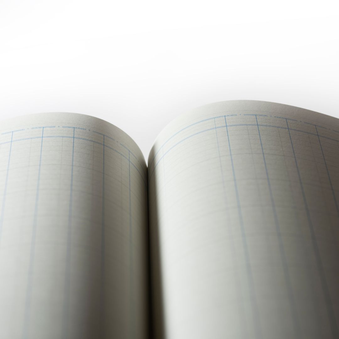 Cathedral -  Accounts Book 7 Cash Columns  - Red (69/7.1)