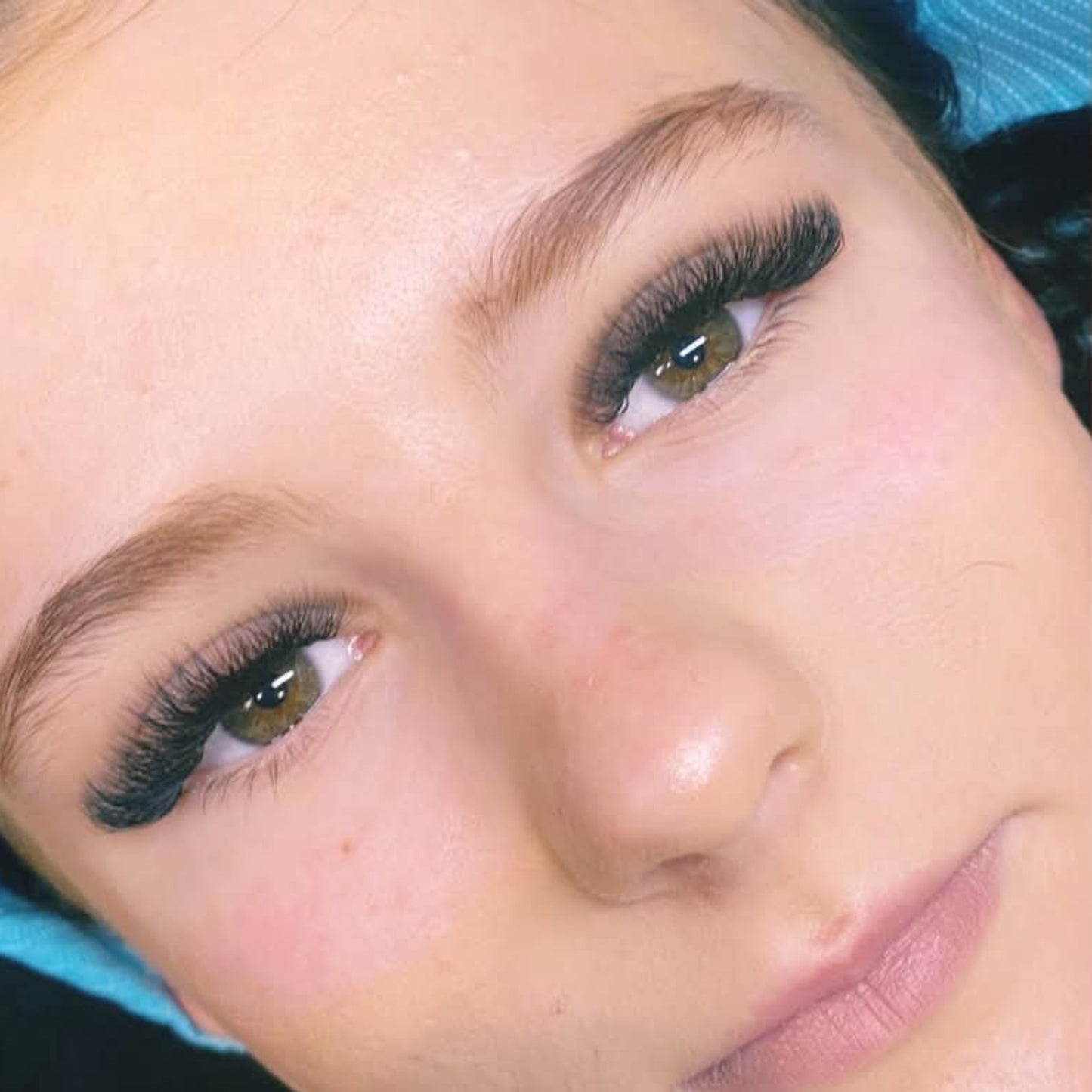 6D Clover Lashes – 16 Row Single Length Trays