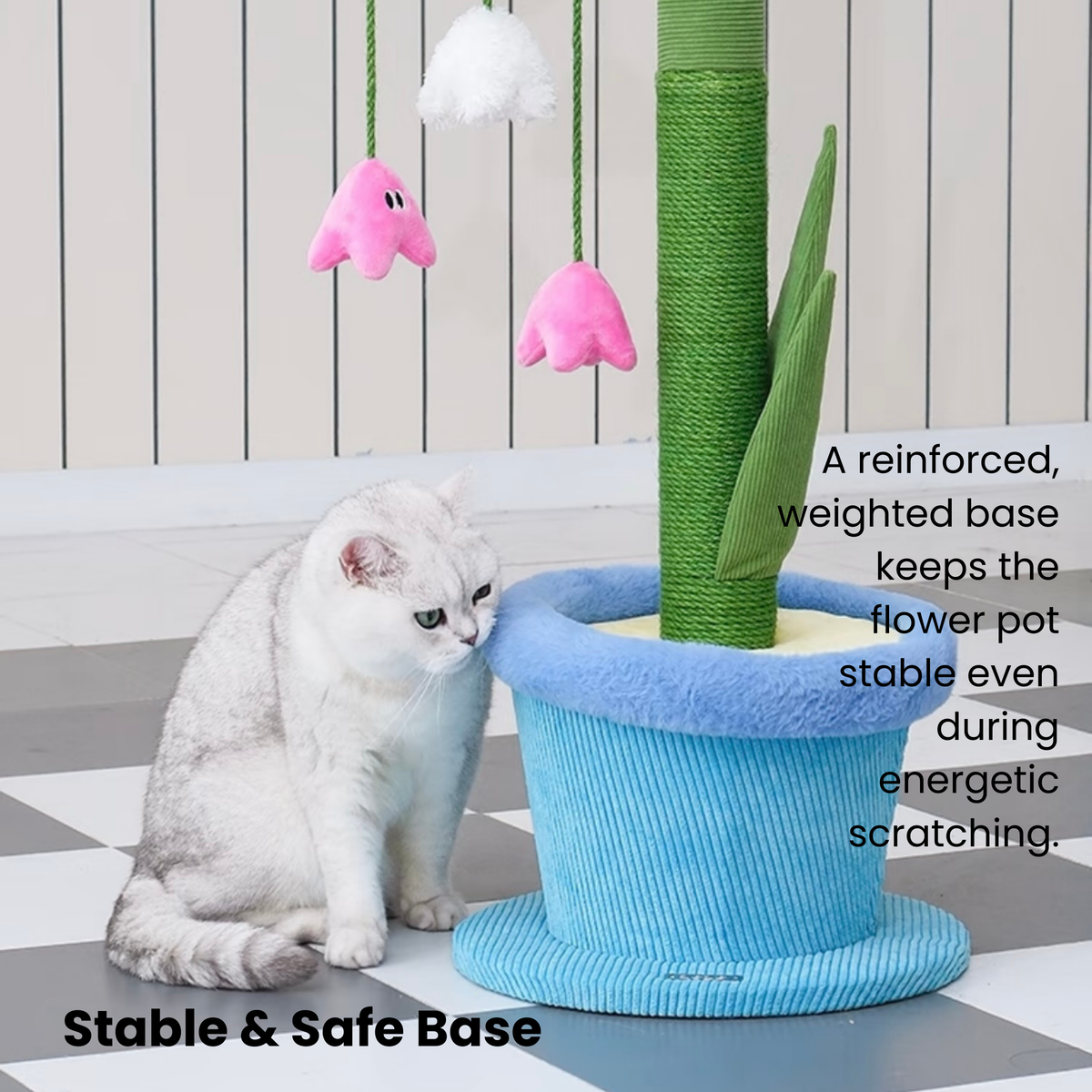 zeze Blooming Lily Cat Scratcher