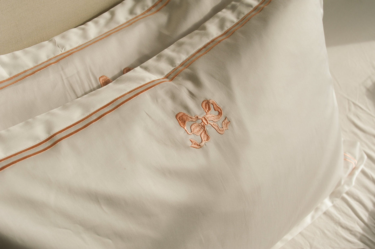 Arabella Bow - Oxford Pillowcase Pair