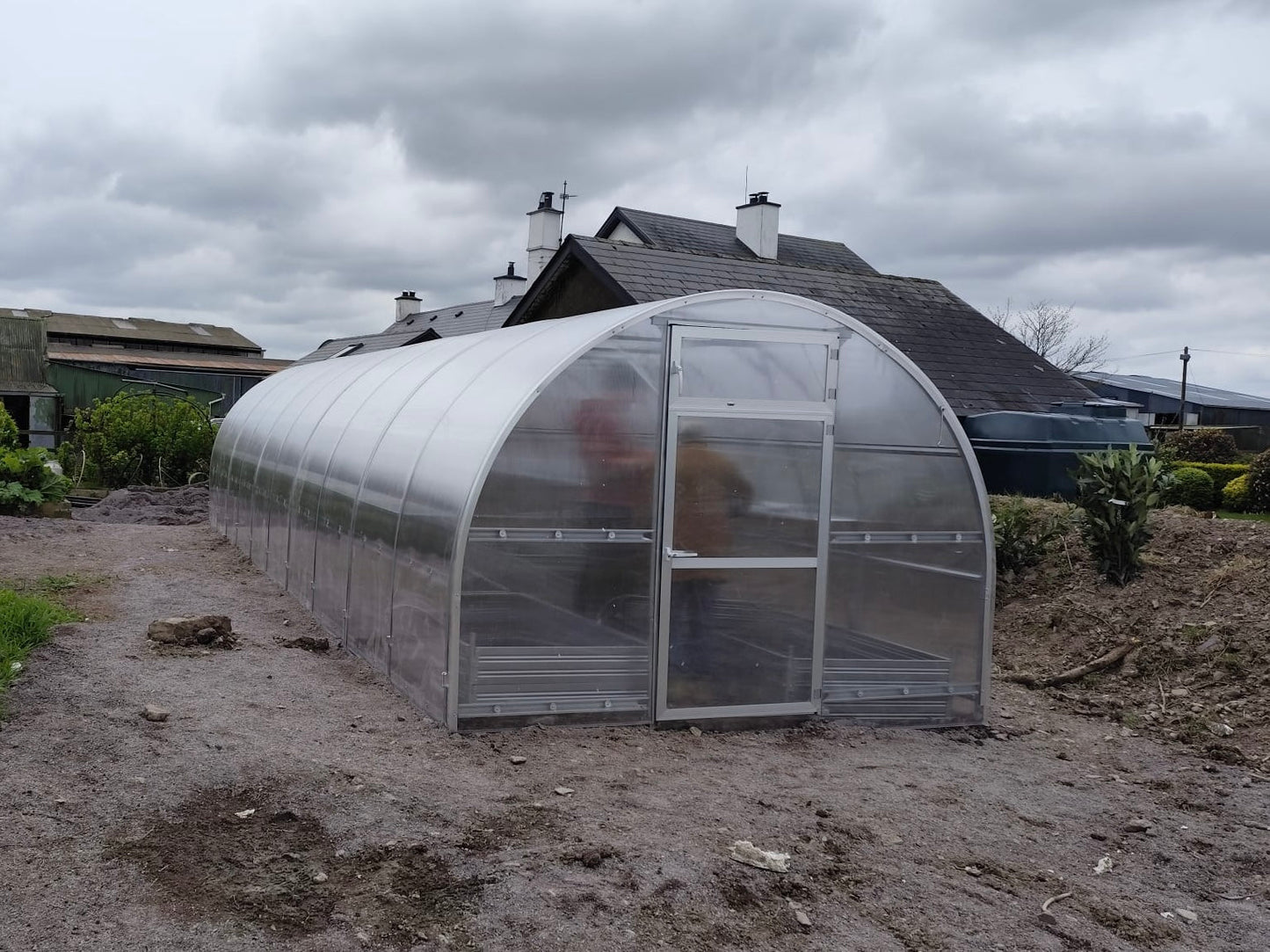DOME 12M² (3M X 4M; 9.8FT X 13FT)