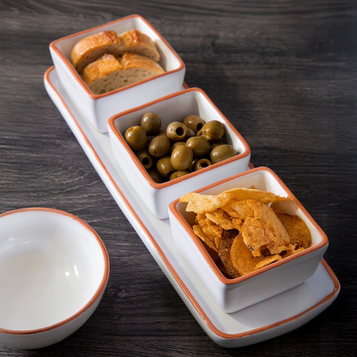 Calisto Terracotta Set Of 3 Dip Bowls With Tray In White