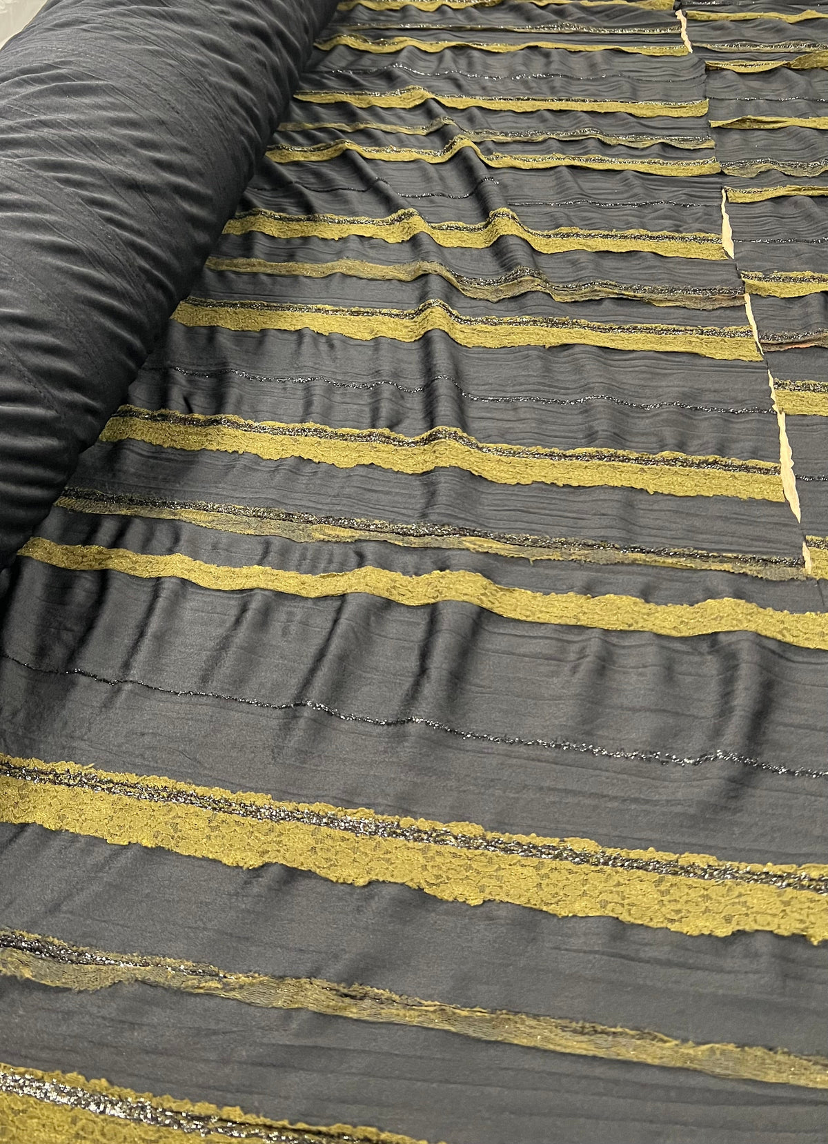 Black Green Ruffle Lace Detail Fabric Stretch