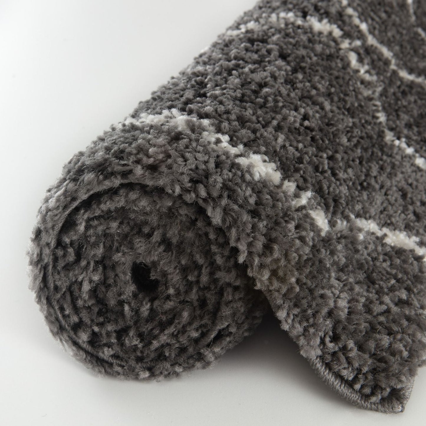 Moroccan Dark Grey Shaggy Rug | 840