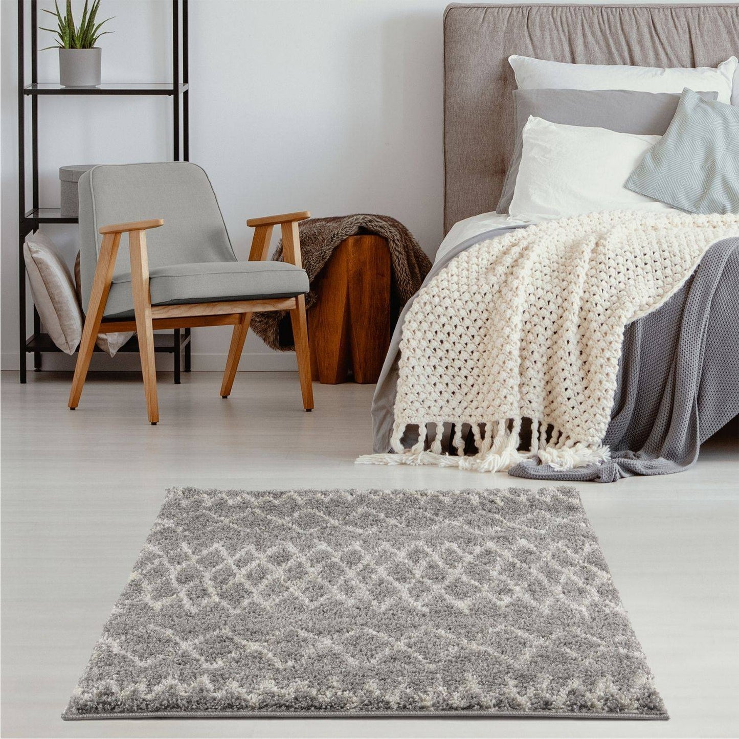 Moroccan Grey Shaggy Rug | 910