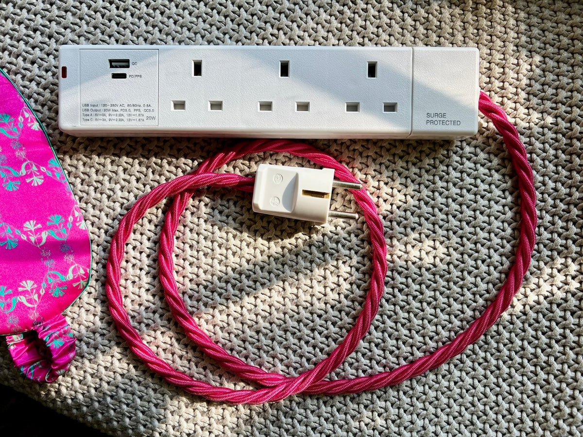 EU Travel Adaptor in White USB 3 Sockets (Collective)