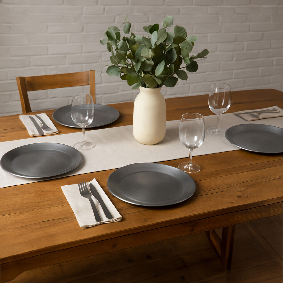 Paxton Set of Four 33cm Dia Silver Coupe Charger Plate