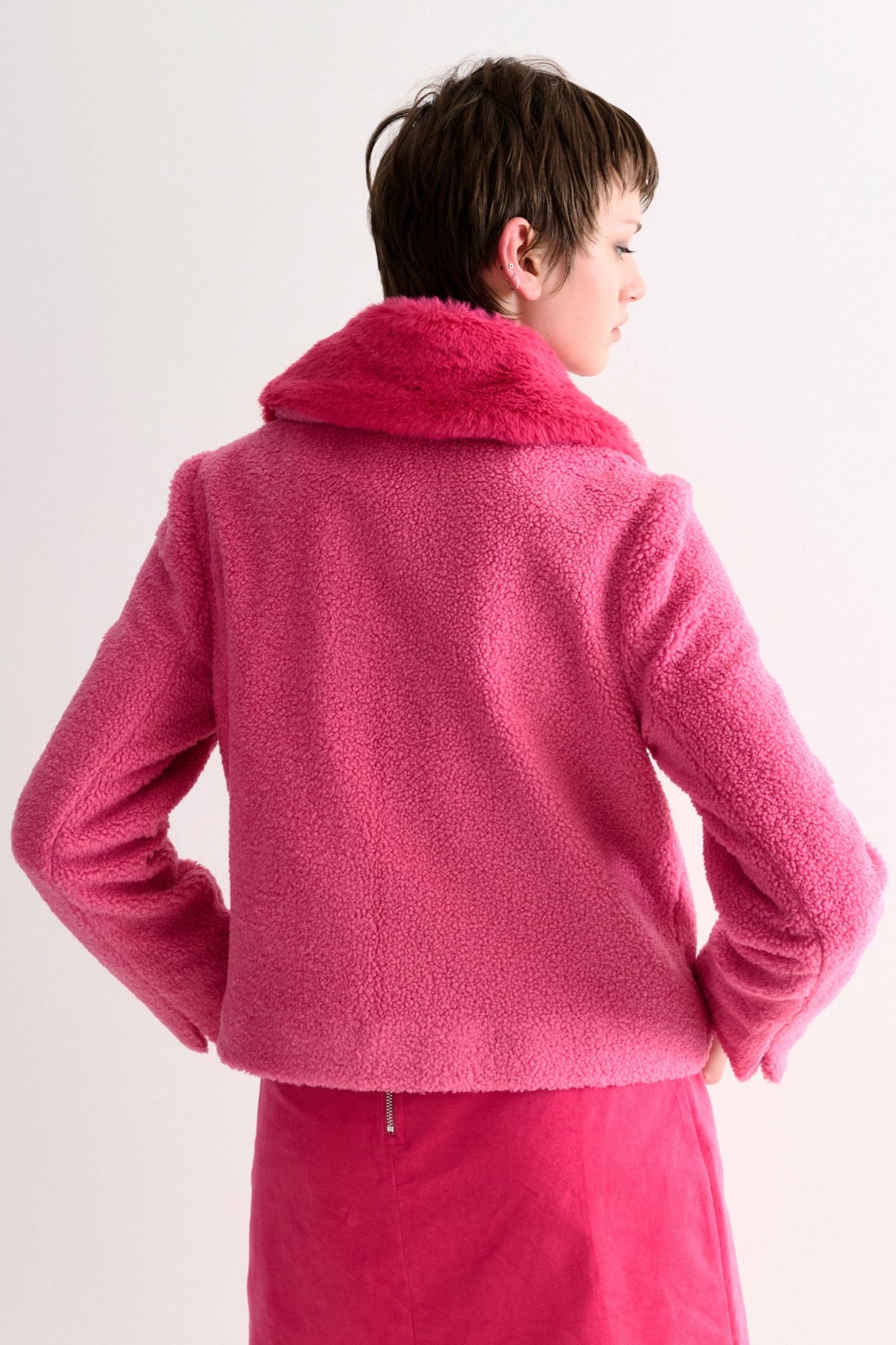 Apple Borg Faux Fur Collar Cropped Jacket – Pink