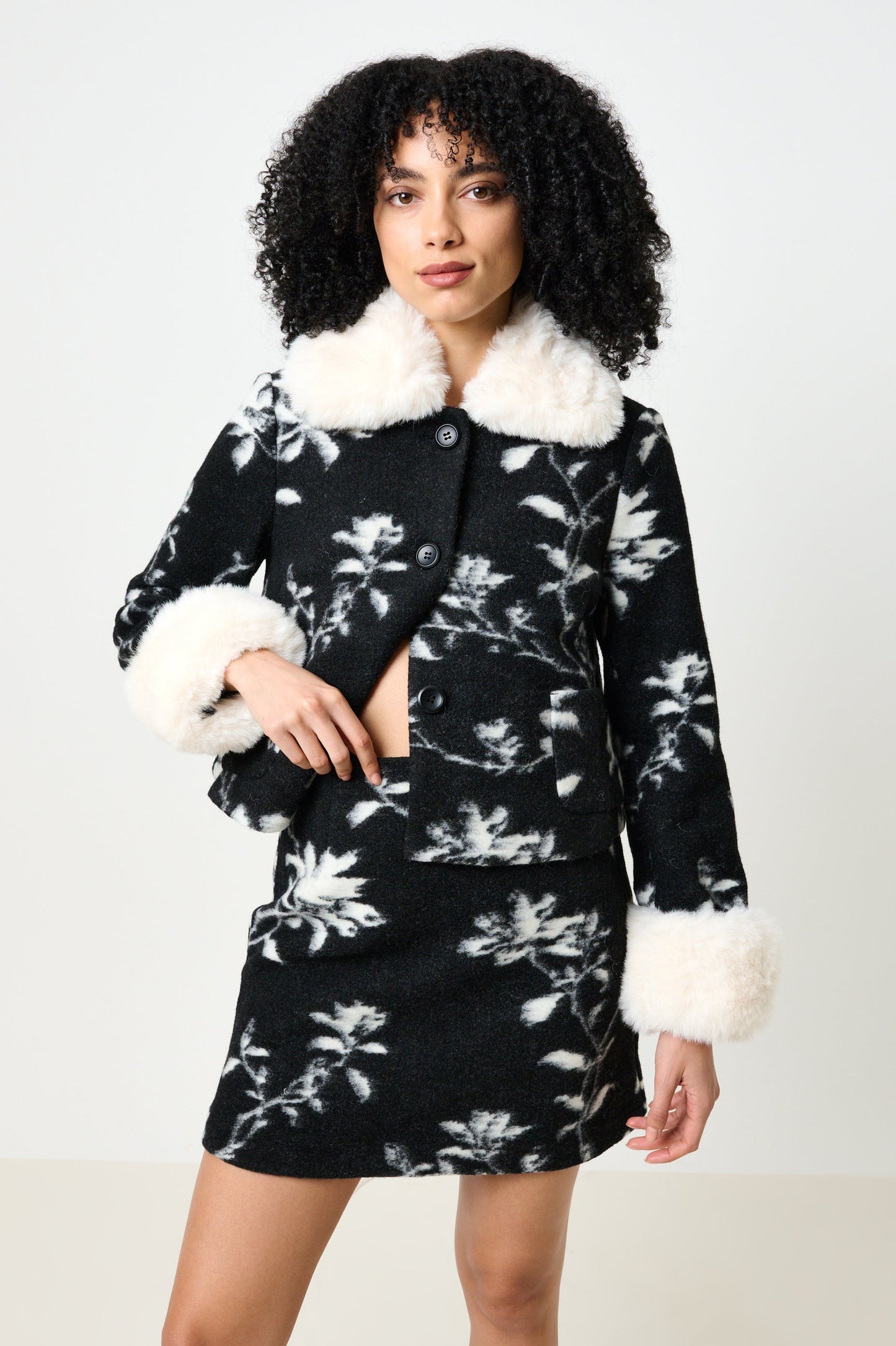 Aubin Power Bloom A-Line Mini Skirt - Black & White