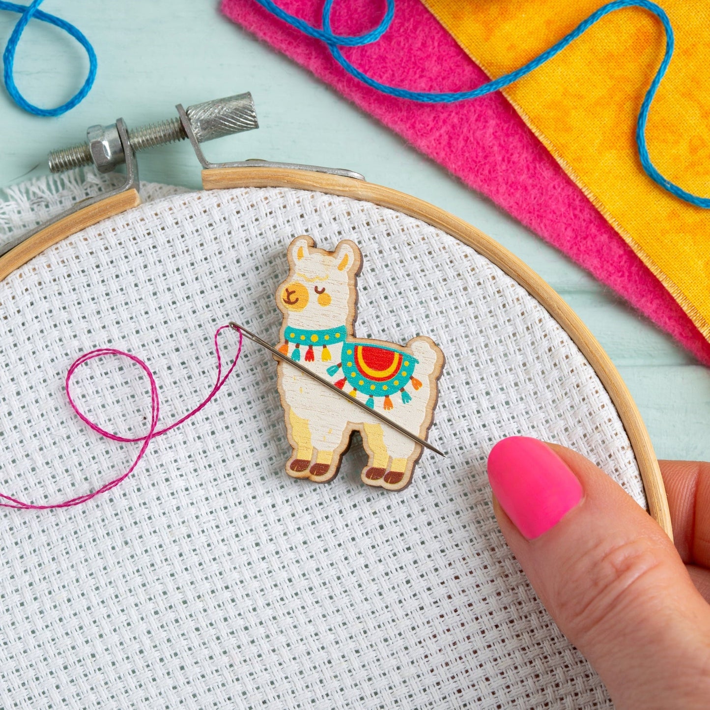 Alpaca Magnetic Needle Minder