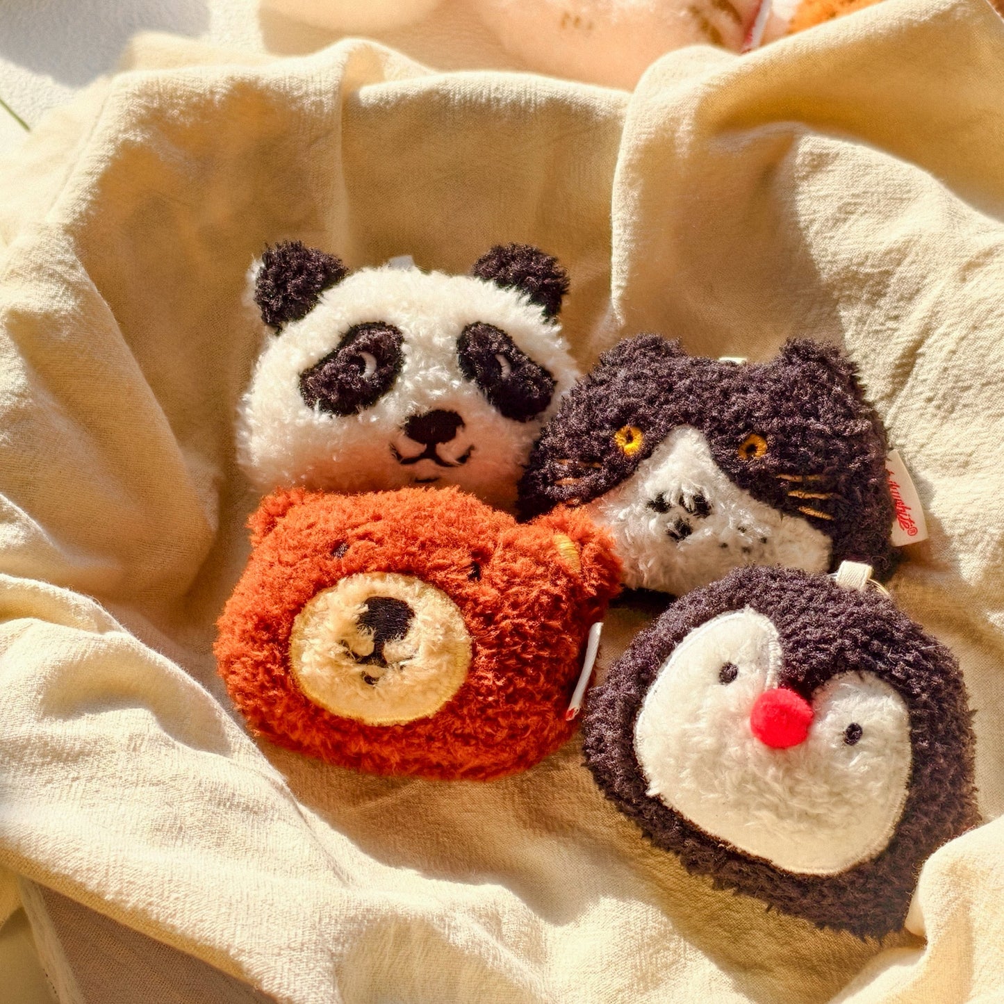 Daily White | Penguin Plush Charm